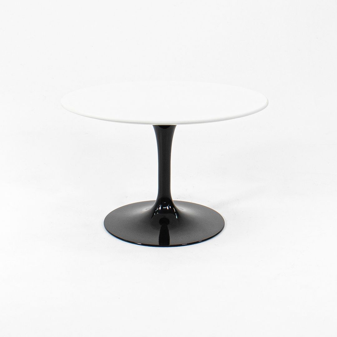 Saarinen Pedestal Side Table