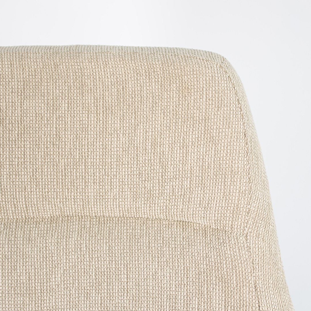 Clover High-Back Swivel Lounge Chair, Model 2672
