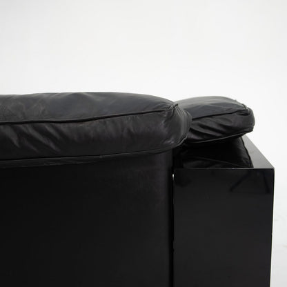 Lota Sofa