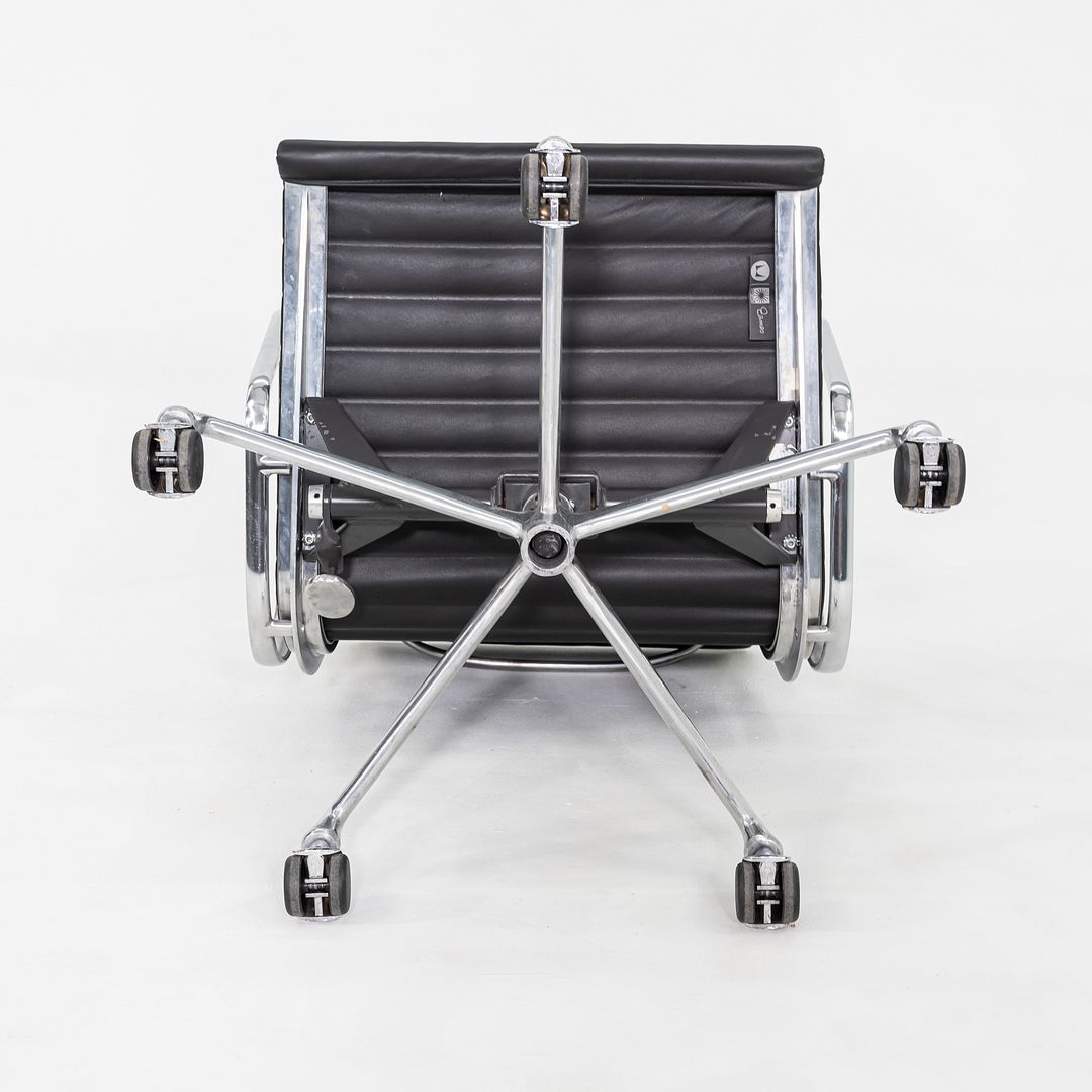 Eames Aluminum Group Management Desk Chair, Model EA335