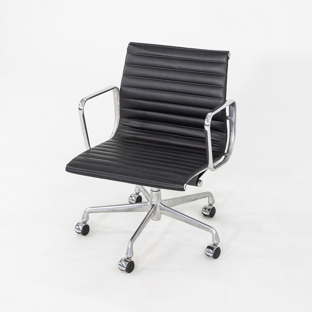 Eames Aluminum Group Management Desk Chair, Model EA335