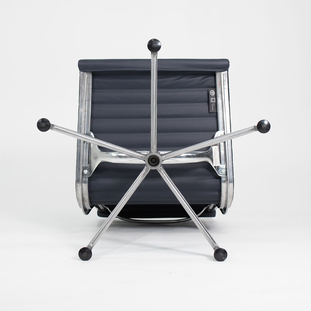 Armless Side Chair