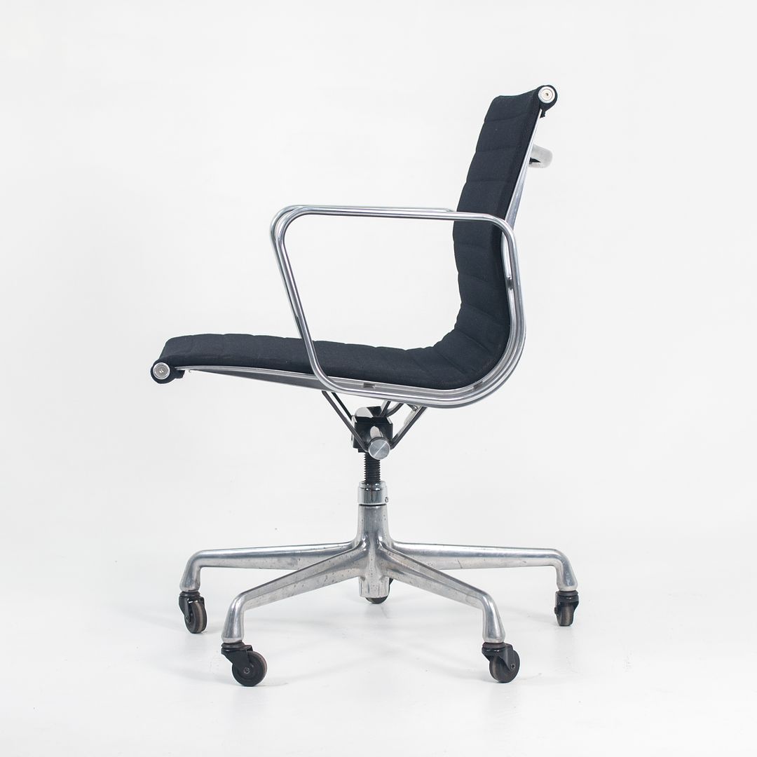 Eames Aluminum Group Management Chair by Ray and Charles Eames