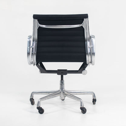 Eames Aluminum Group Management Chair