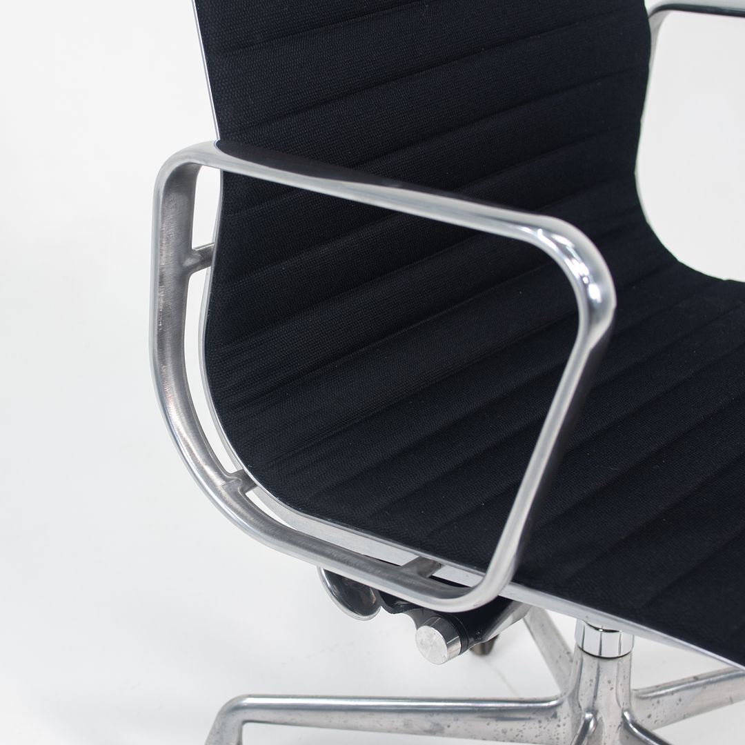 Eames Aluminum Group Management Chair