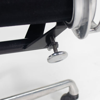 Eames Aluminum Group Management Chair