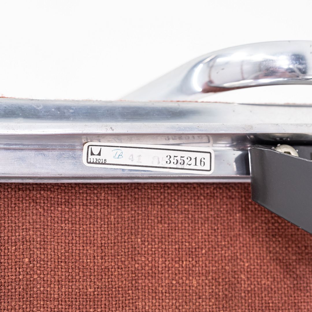 Eames Aluminum Group Management Desk Chair, Model EA335