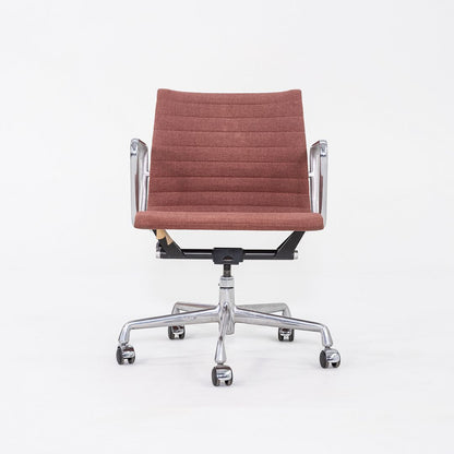 Eames Aluminum Group Management Desk Chair, Model EA335