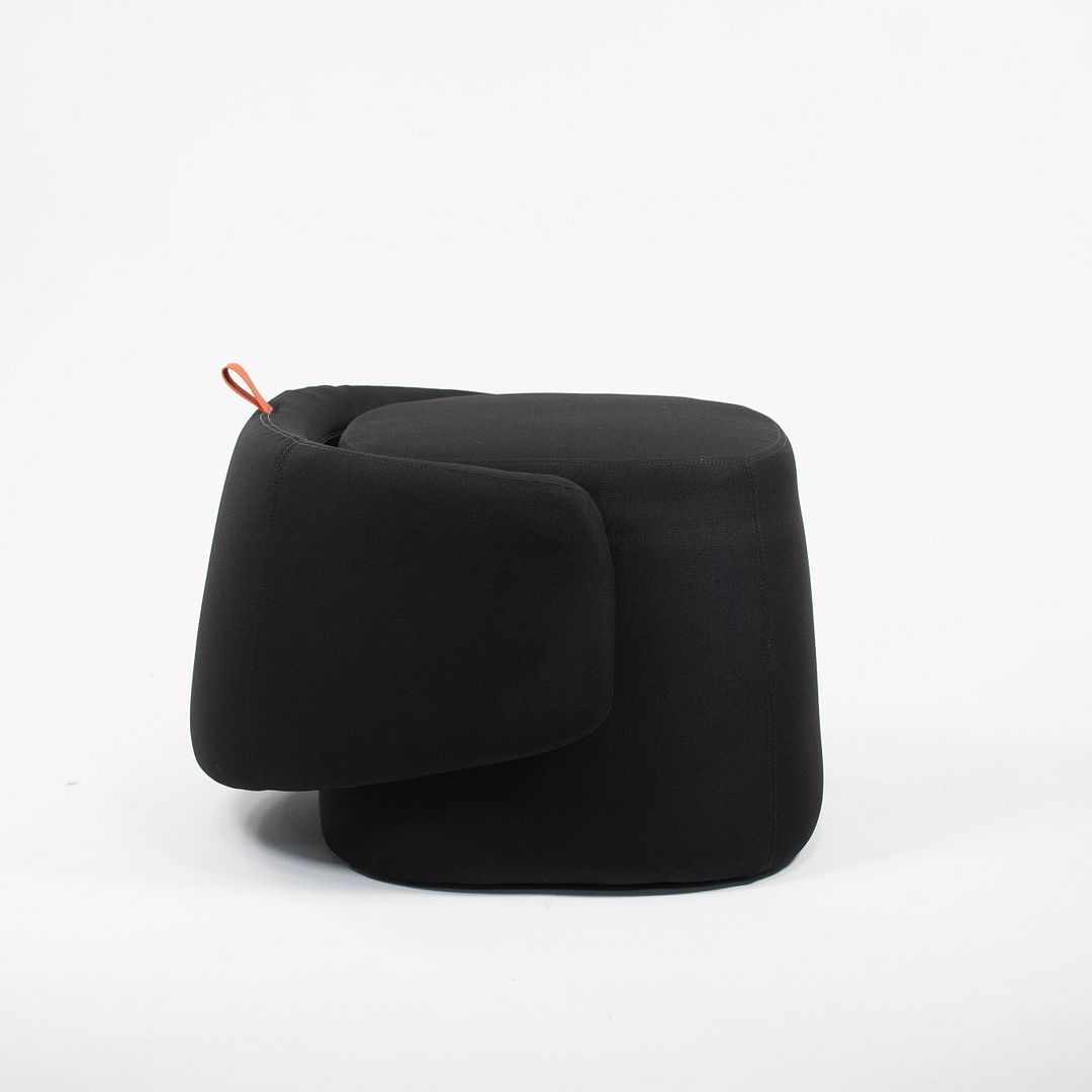 Openest Chick Pouf