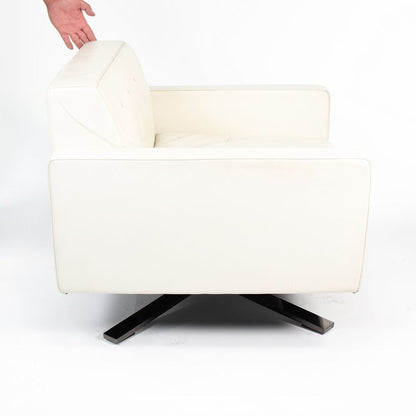 Poltrona Frau Kennedee Swivel Lounge Chair