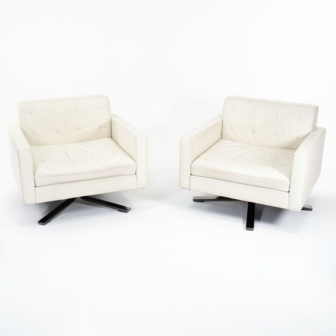Poltrona Frau Kennedee Swivel Lounge Chair