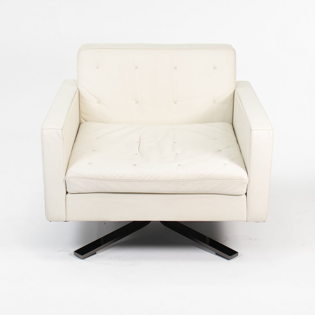 Poltrona Frau Kennedee Swivel Lounge Chair