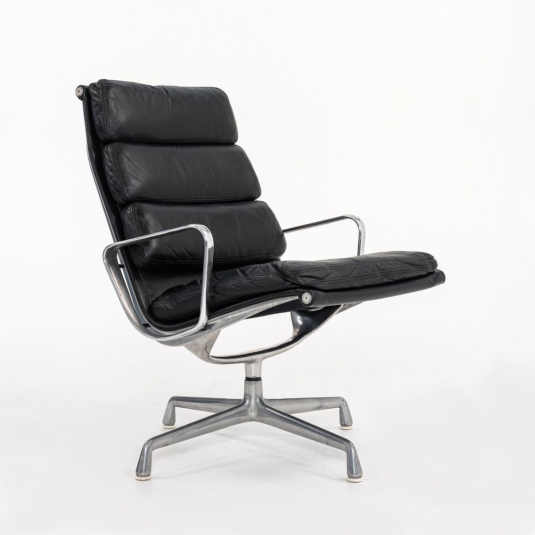 Eames Aluminum Group Soft Pad Lounge Chair, EA216