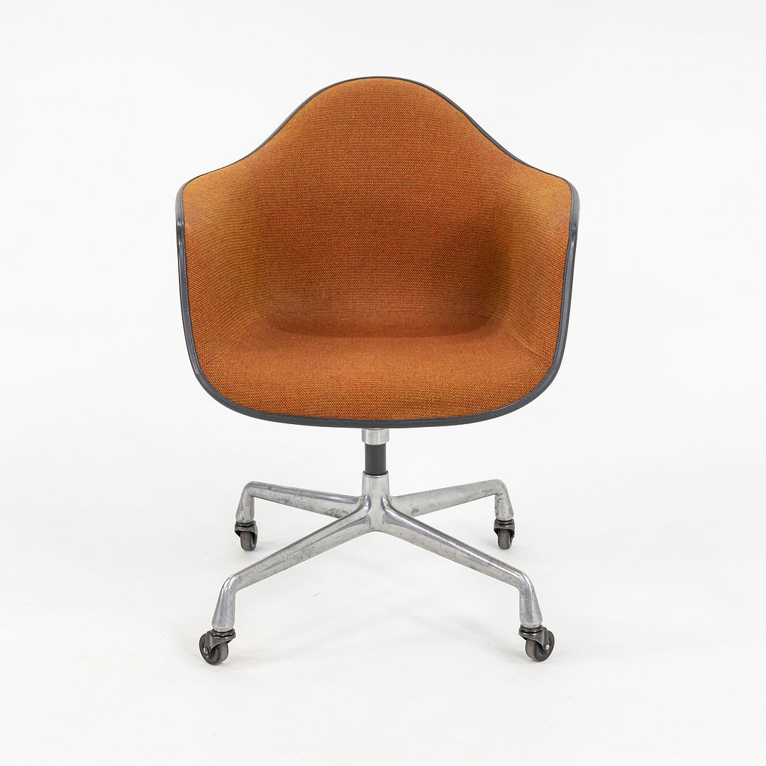 Arm Shell Chair, Model EC434