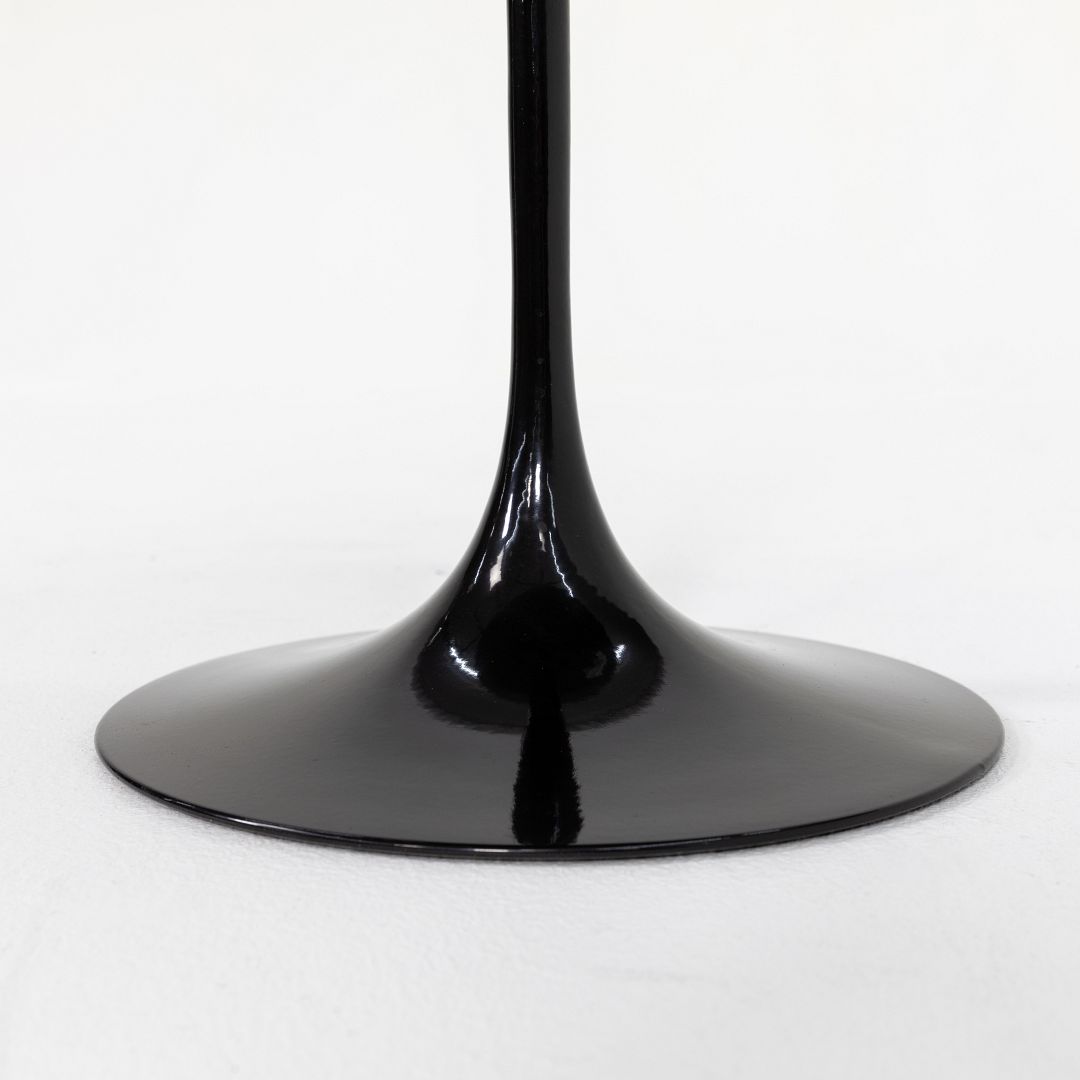 Knoll Saarinen Pedestal Side Table, 163TR