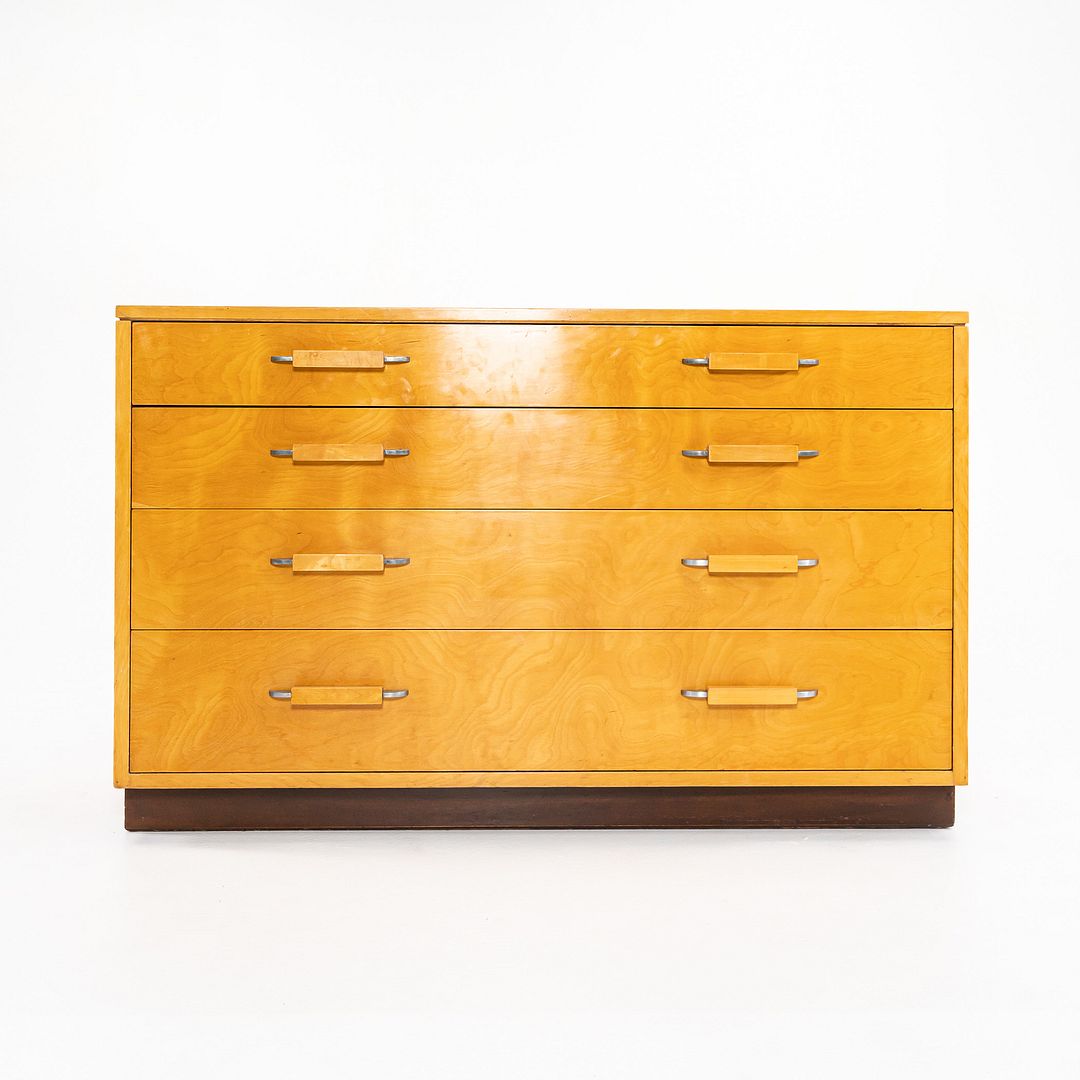 Flexible Home Arrangements 4-Drawer Dresser