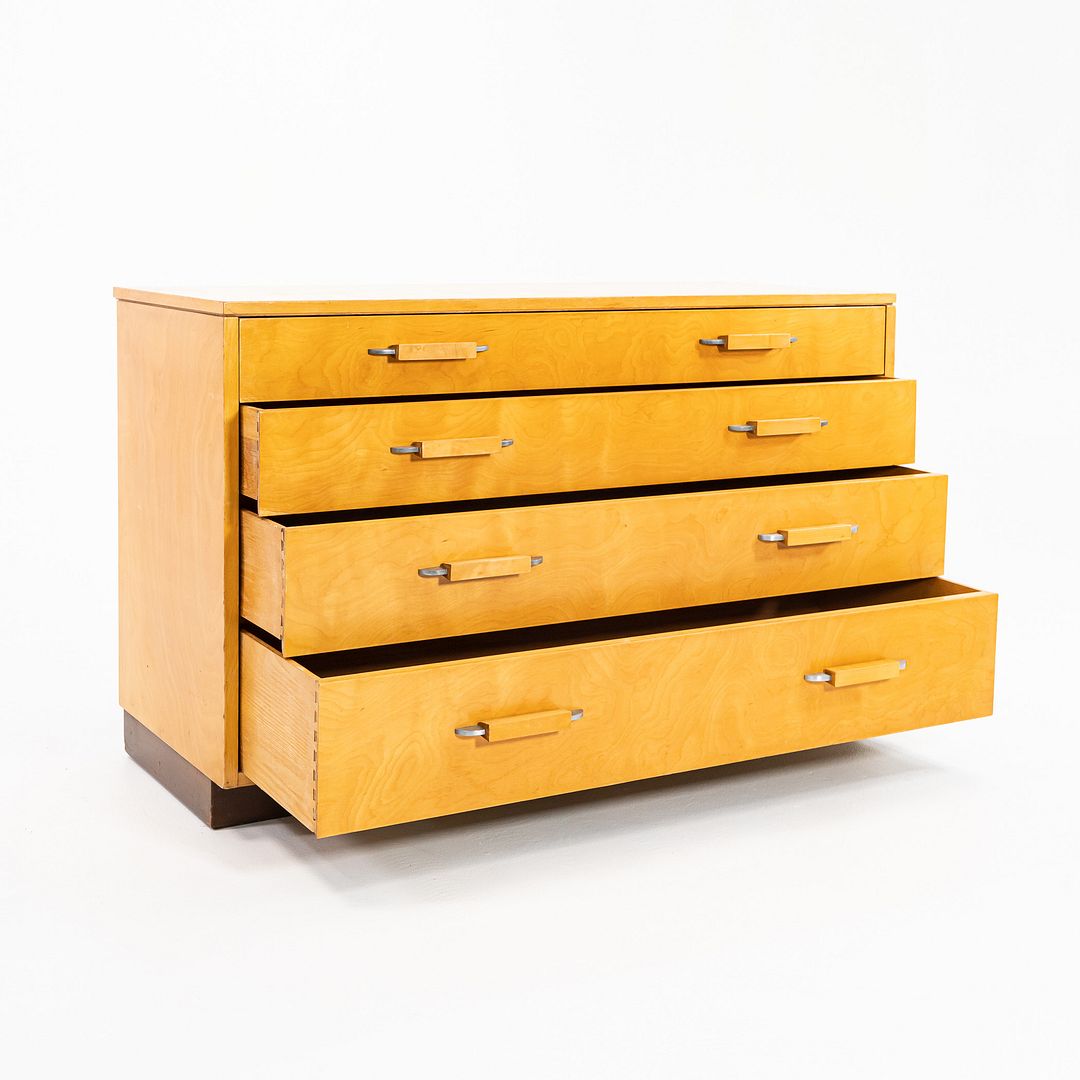 Flexible Home Arrangements 4-Drawer Dresser