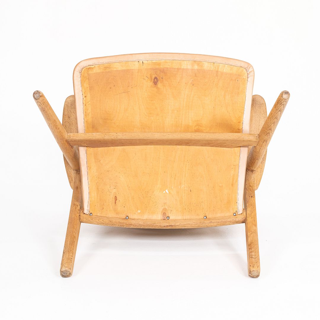 CH28P Lounge Chair by Hans Wegner | Rarify
