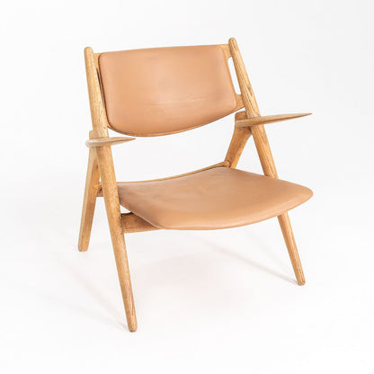 CH28P Lounge Chair