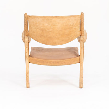 CH28P Lounge Chair