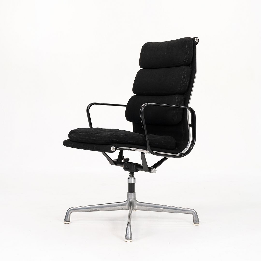 Aluminum Group Soft Pad Executive Desk Chair