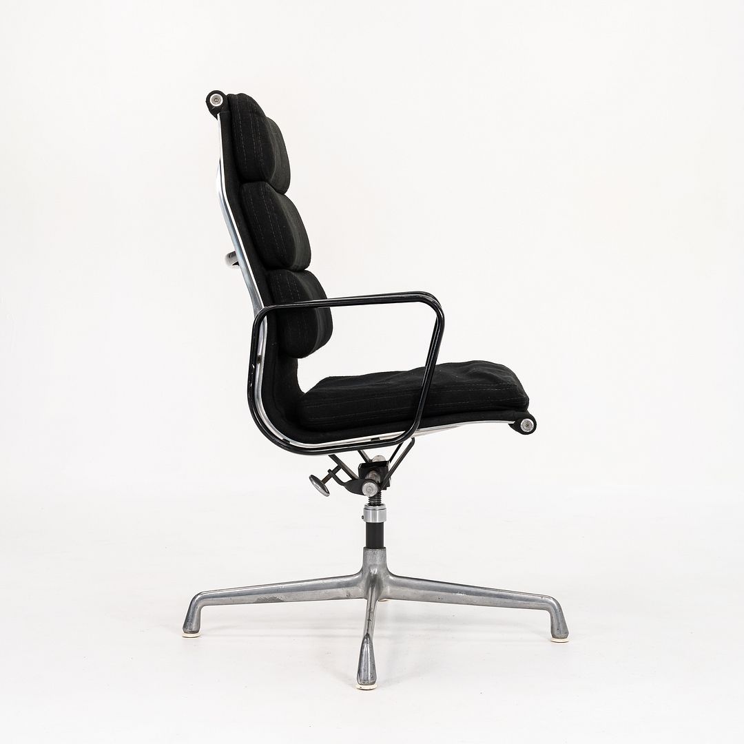 Aluminum Group Soft Pad Executive Desk Chair