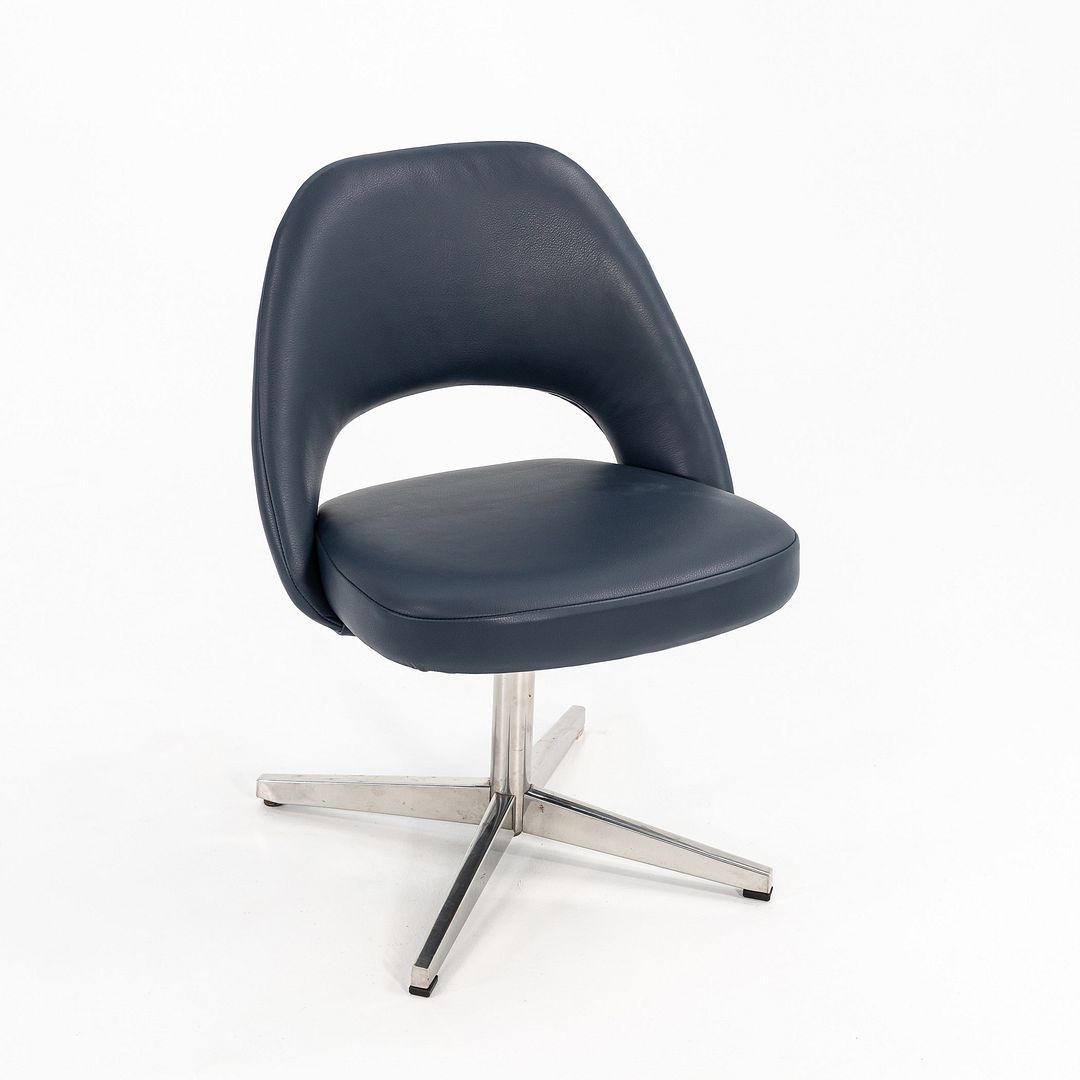Saarinen Armless Executive Pedestal Chair