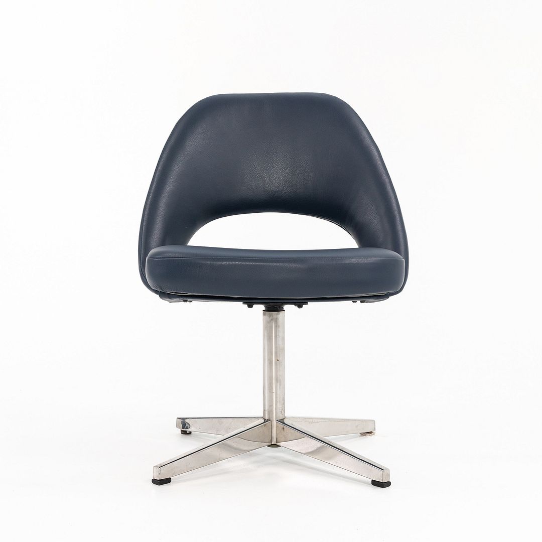 Saarinen Armless Executive Pedestal Chair