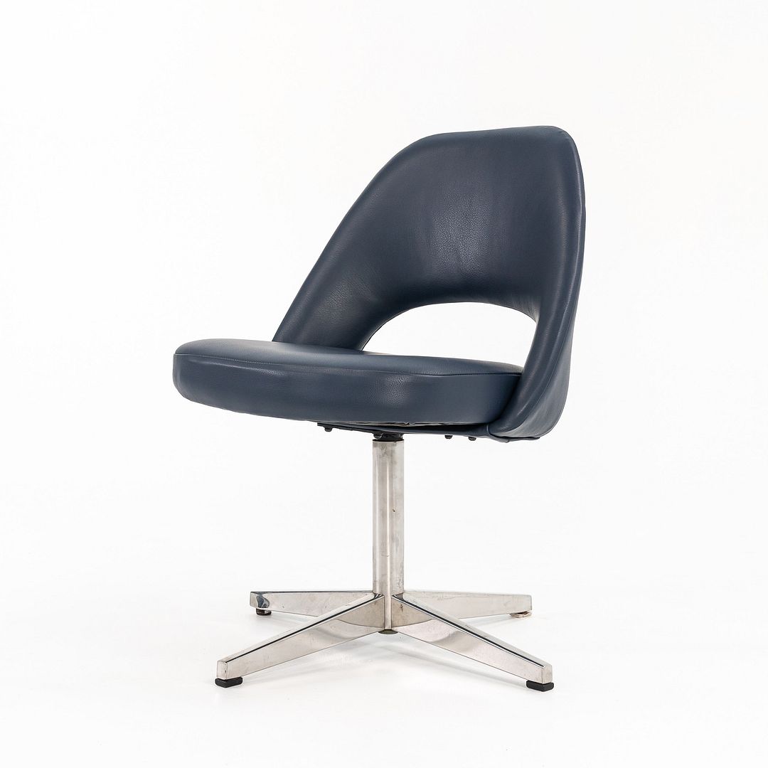 Saarinen Armless Executive Pedestal Chair