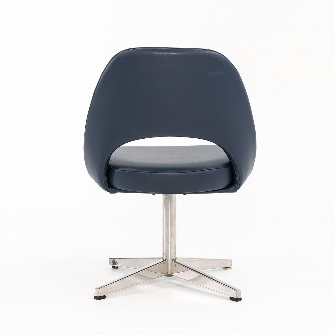 Saarinen Armless Executive Pedestal Chair
