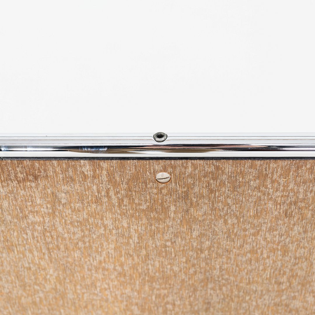 Laccio Table