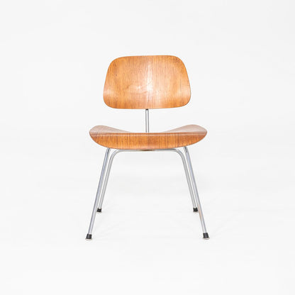 DCM Chair