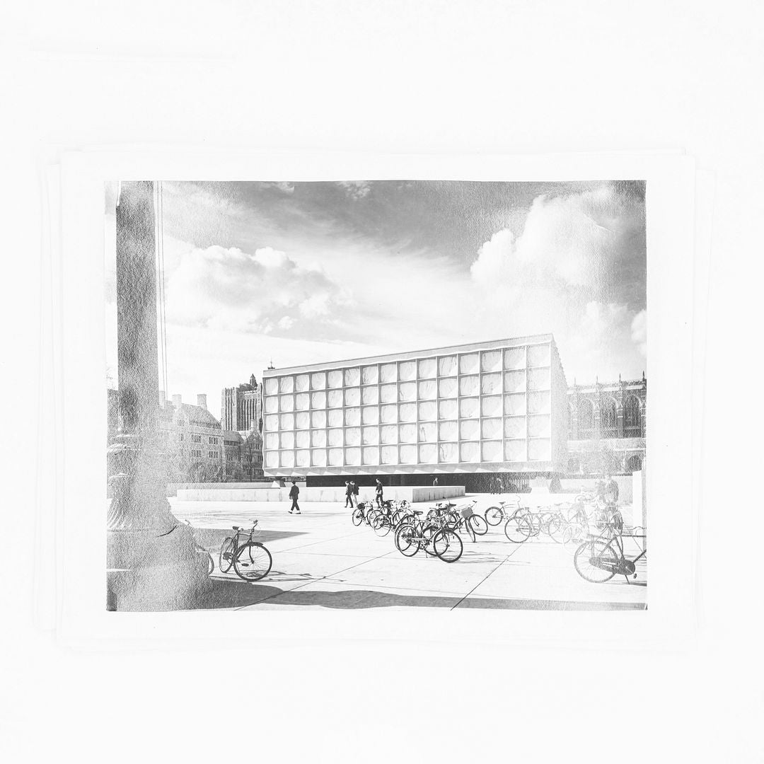 アート・デザイン・音楽 Ezra Stoller, Photographer by Nina Rap.. Amazon.com: Ezra Stoller, Photographer: 9780300172379: Rappaport
