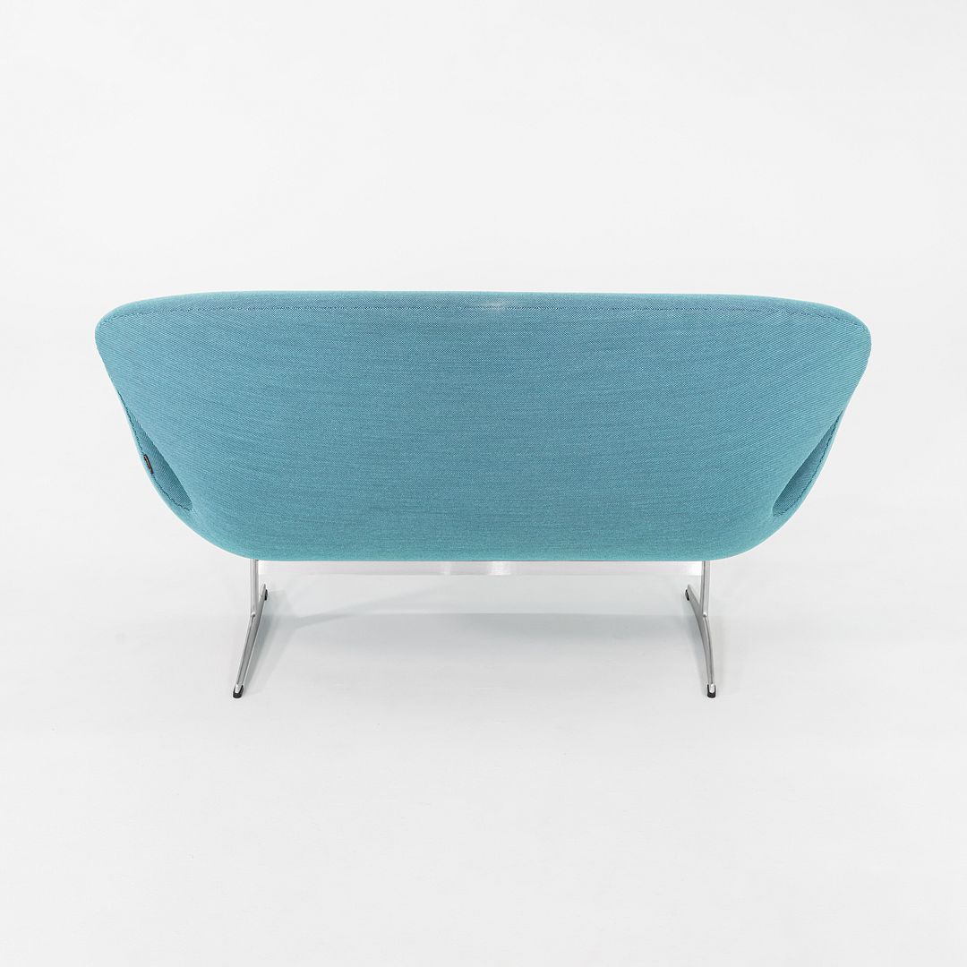 Swan Sofa