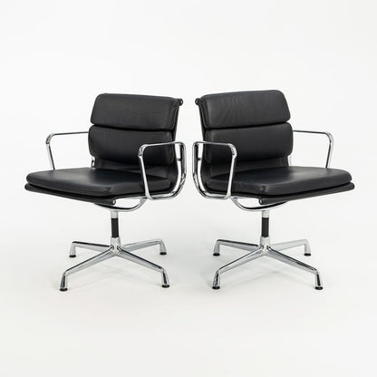 Eames Soft Pad Management Chair