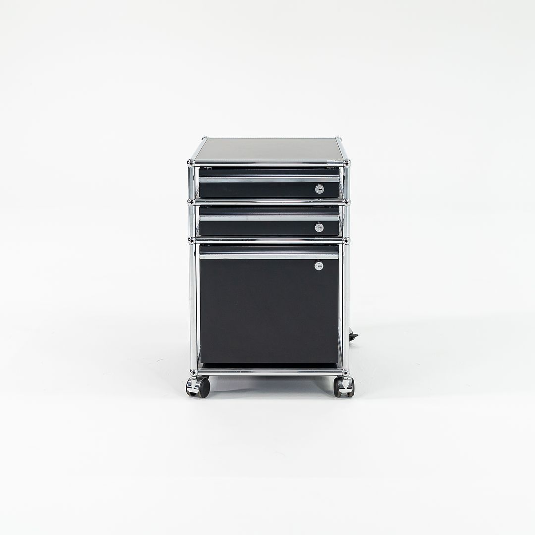 USM Haller Pedestal