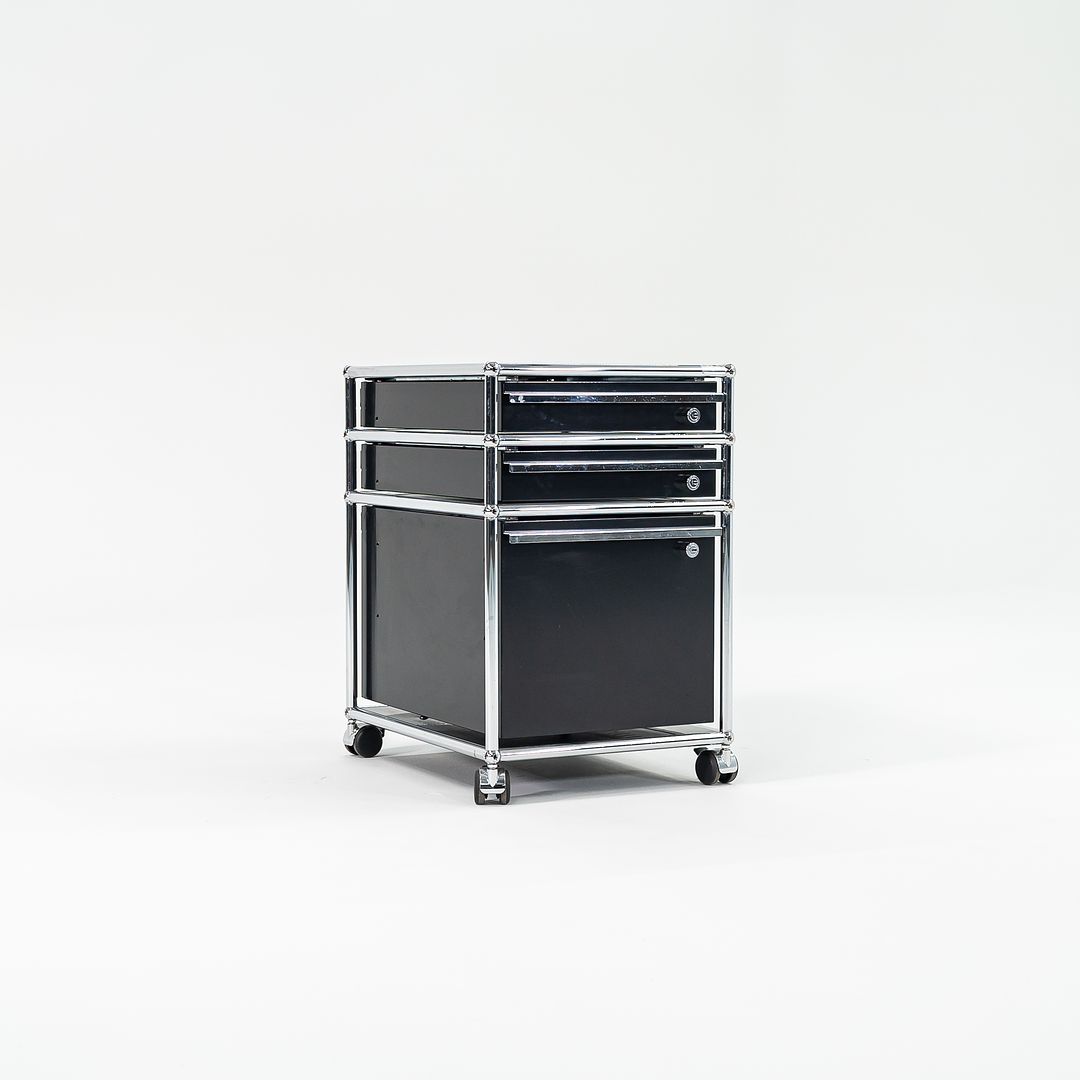 USM Haller Pedestal