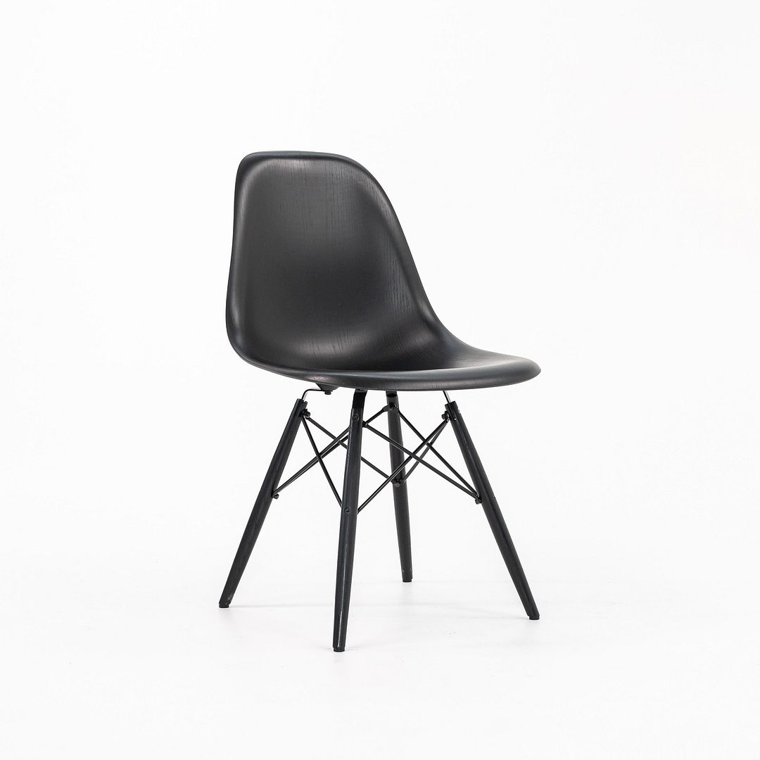 DSW Side Chair with Dowel Base