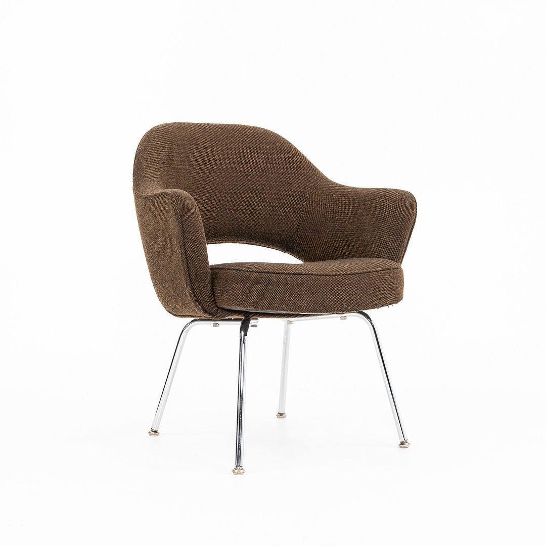 Saarinen Executive Desk Chair, Model 71 USB