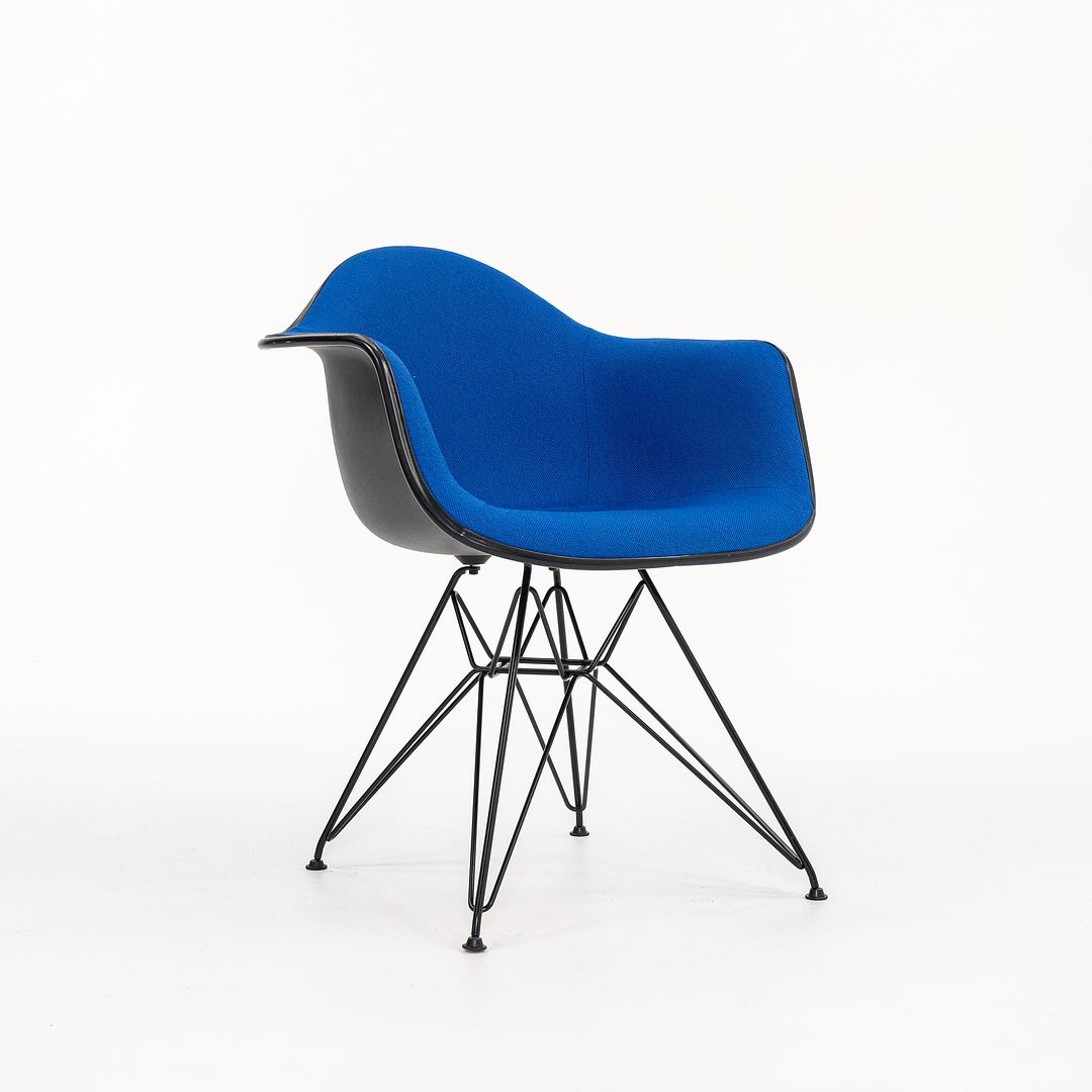 DAR 'Eiffel' Arm Chair