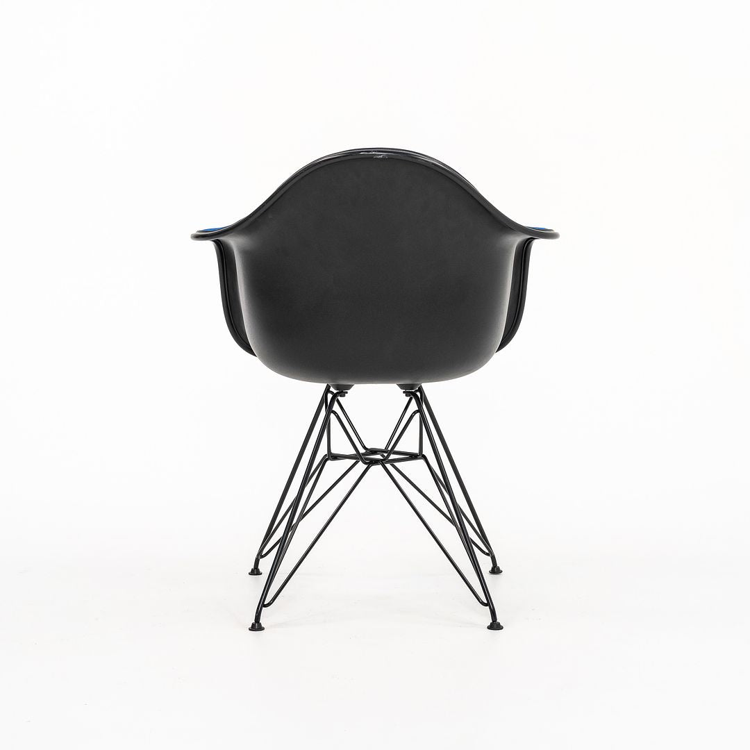 DAR 'Eiffel' Arm Chair