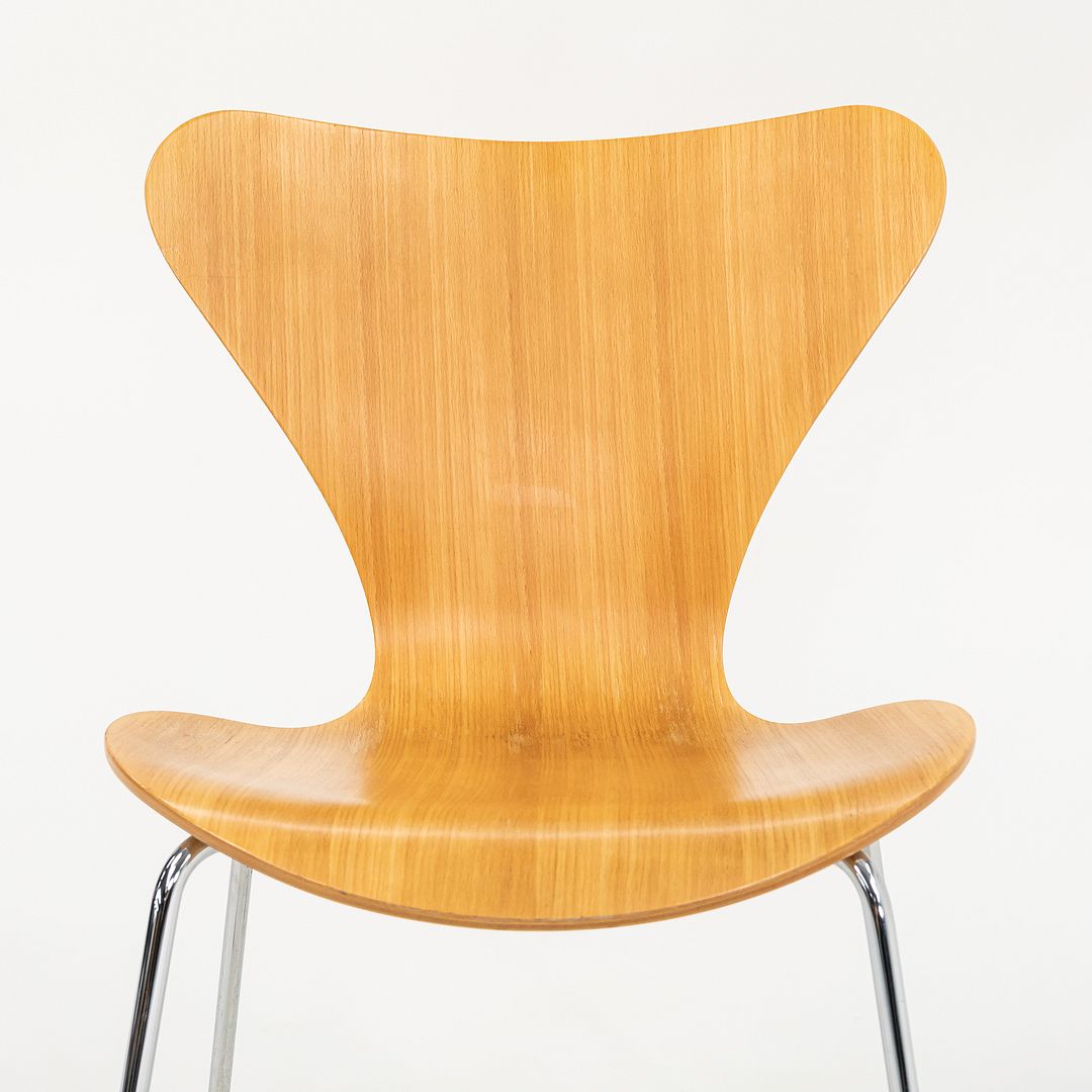 世界的に有名な Model Chair, Side 7 Series Hansen Fritz 3107 Arne by 椅子