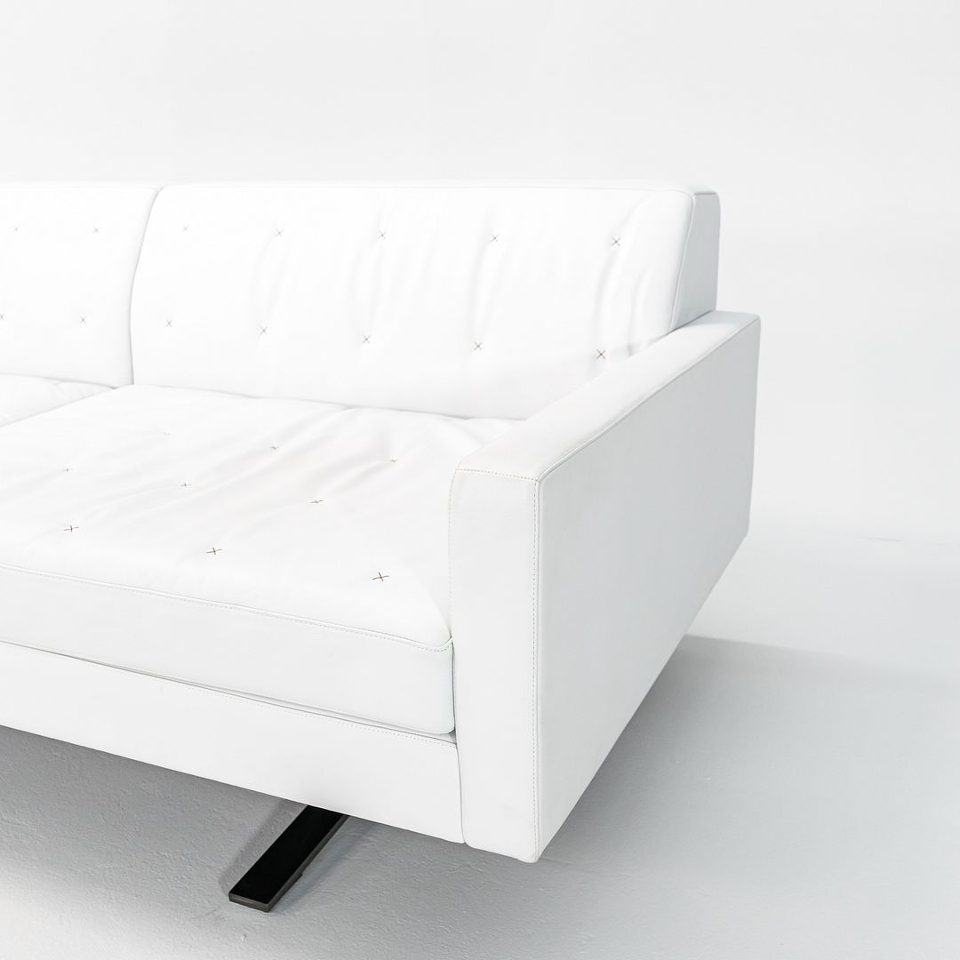 Kennedee Sofa / Sectional