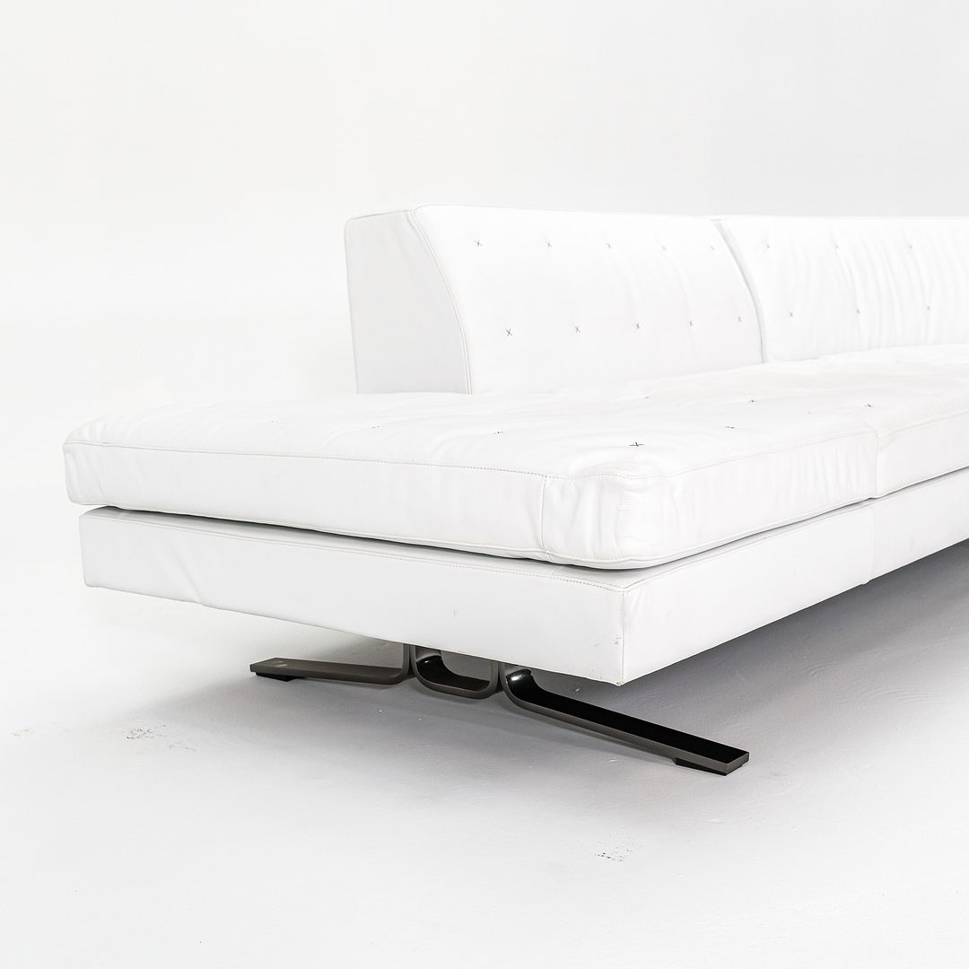 Kennedee Sofa / Sectional