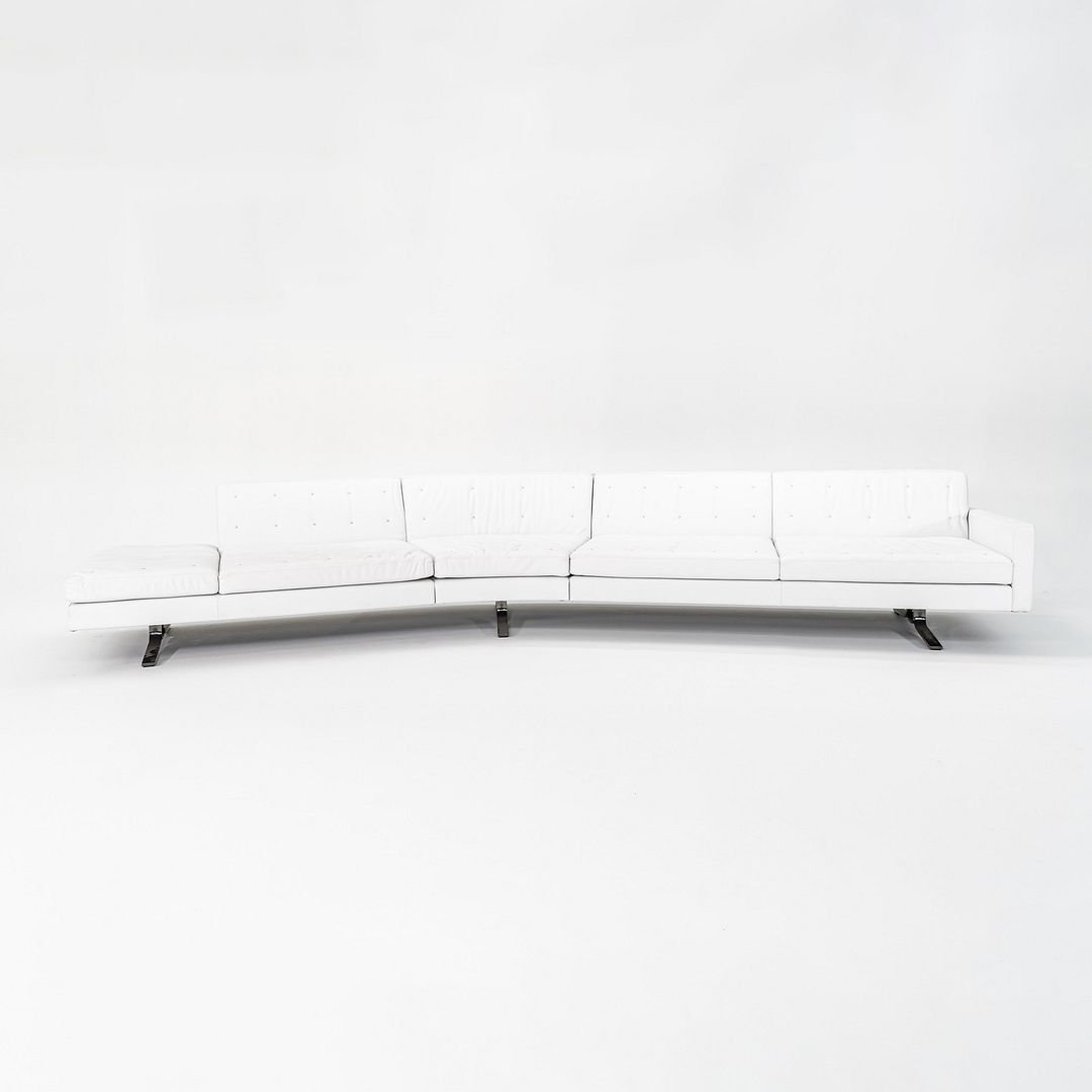 Kennedee Sofa / Sectional