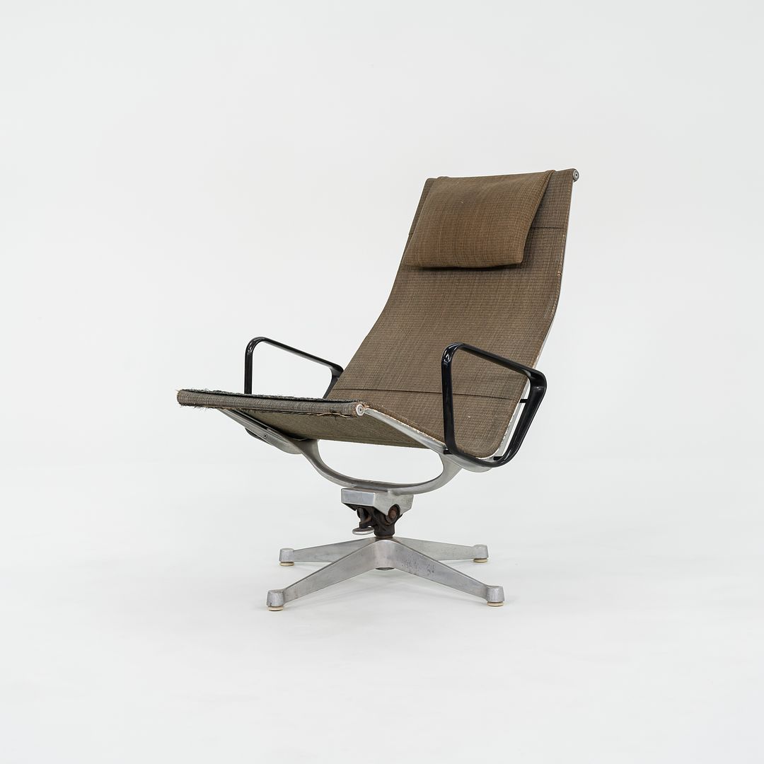 Aluminum Group Lounge Chair, model 682