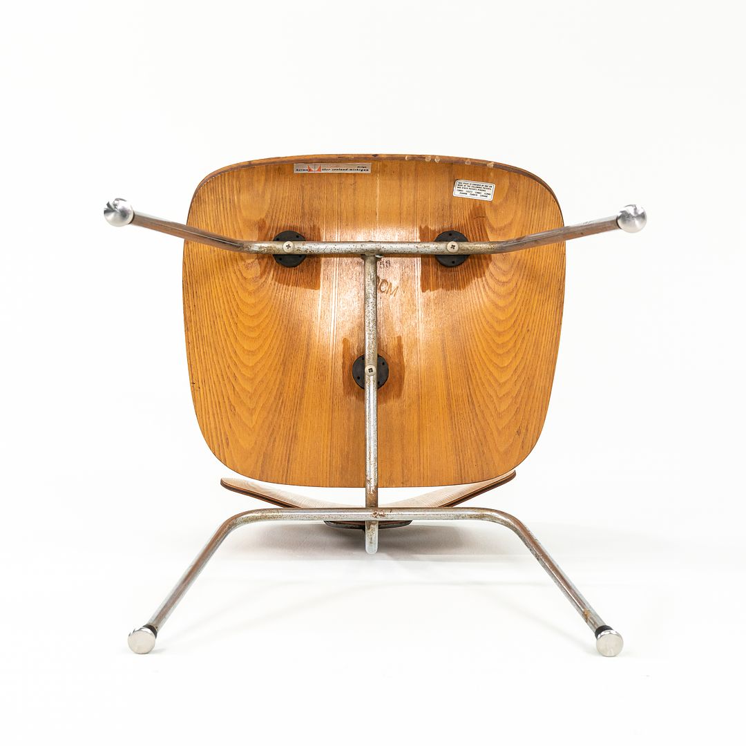 DCM Chair