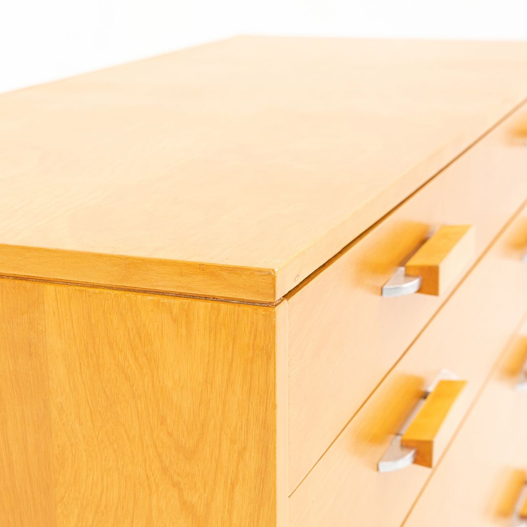 Flexible Home Arrangements 4-Drawer Dresser