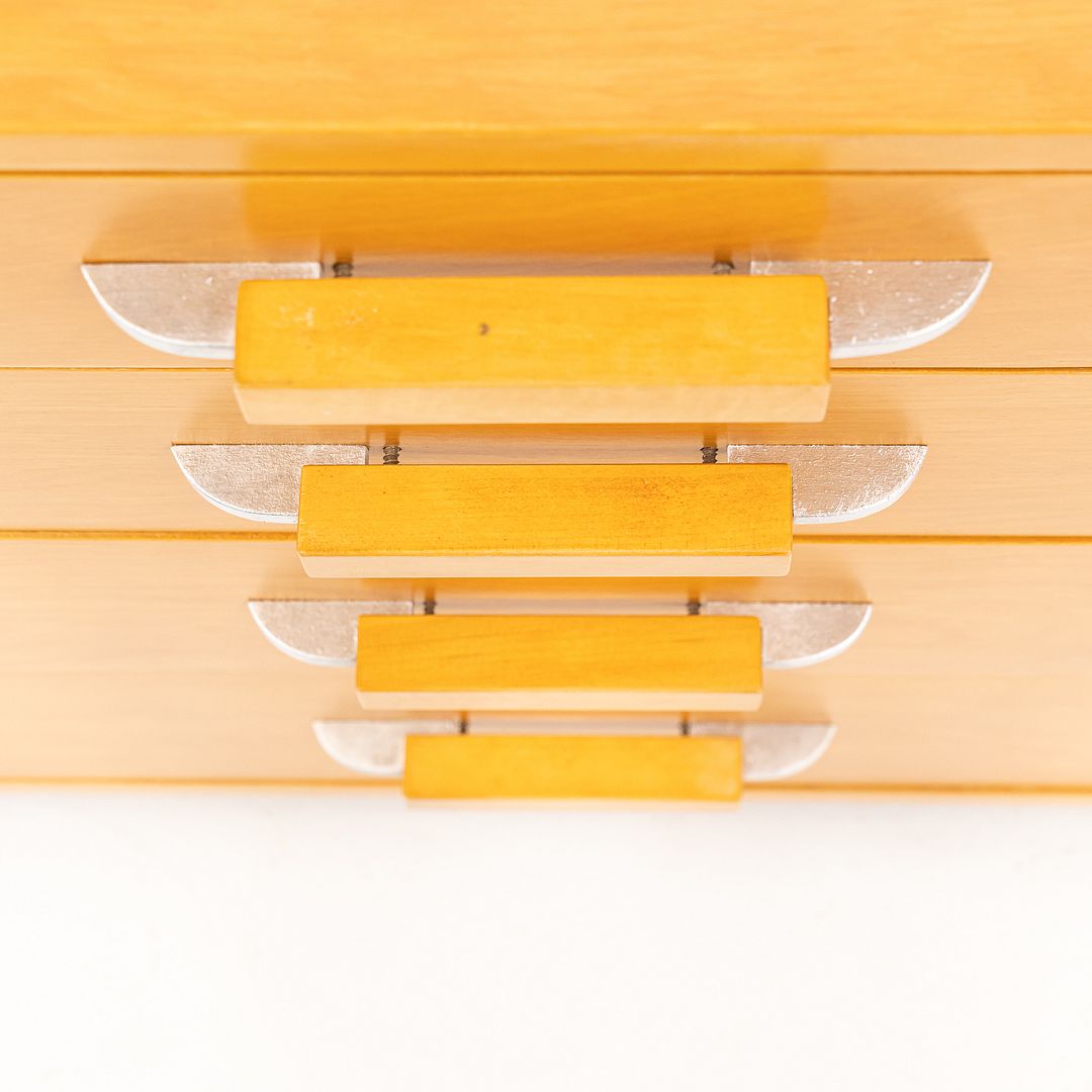 Flexible Home Arrangements 4-Drawer Dresser