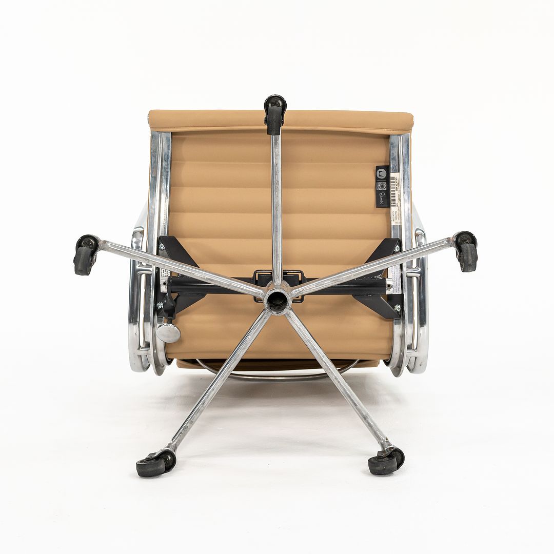Eames Aluminum Group Management Desk Chair